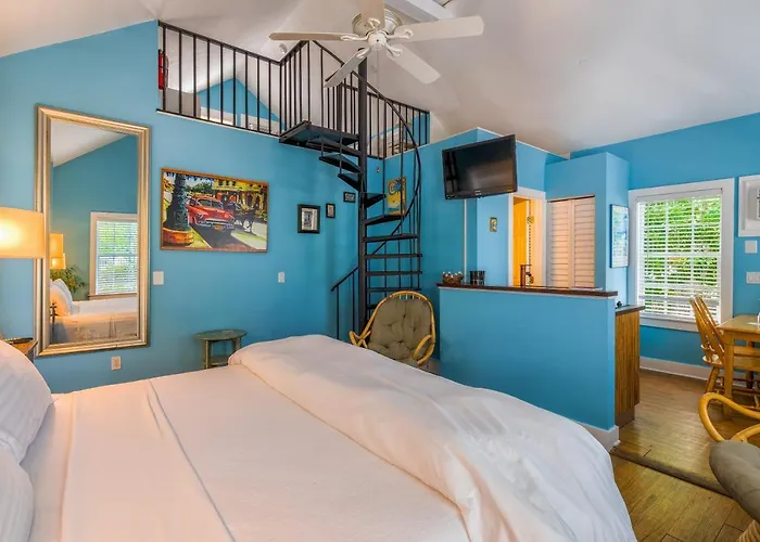 Seascape Tropical Inn (Adults Only)